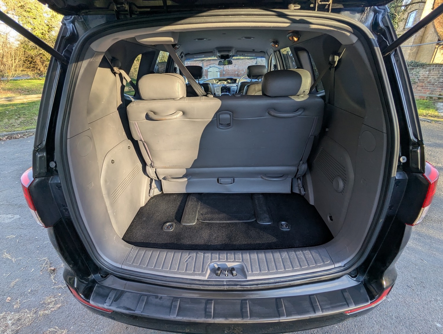 Used Ssangyong Turismo 2014 for sale - 77749934: Photo 42