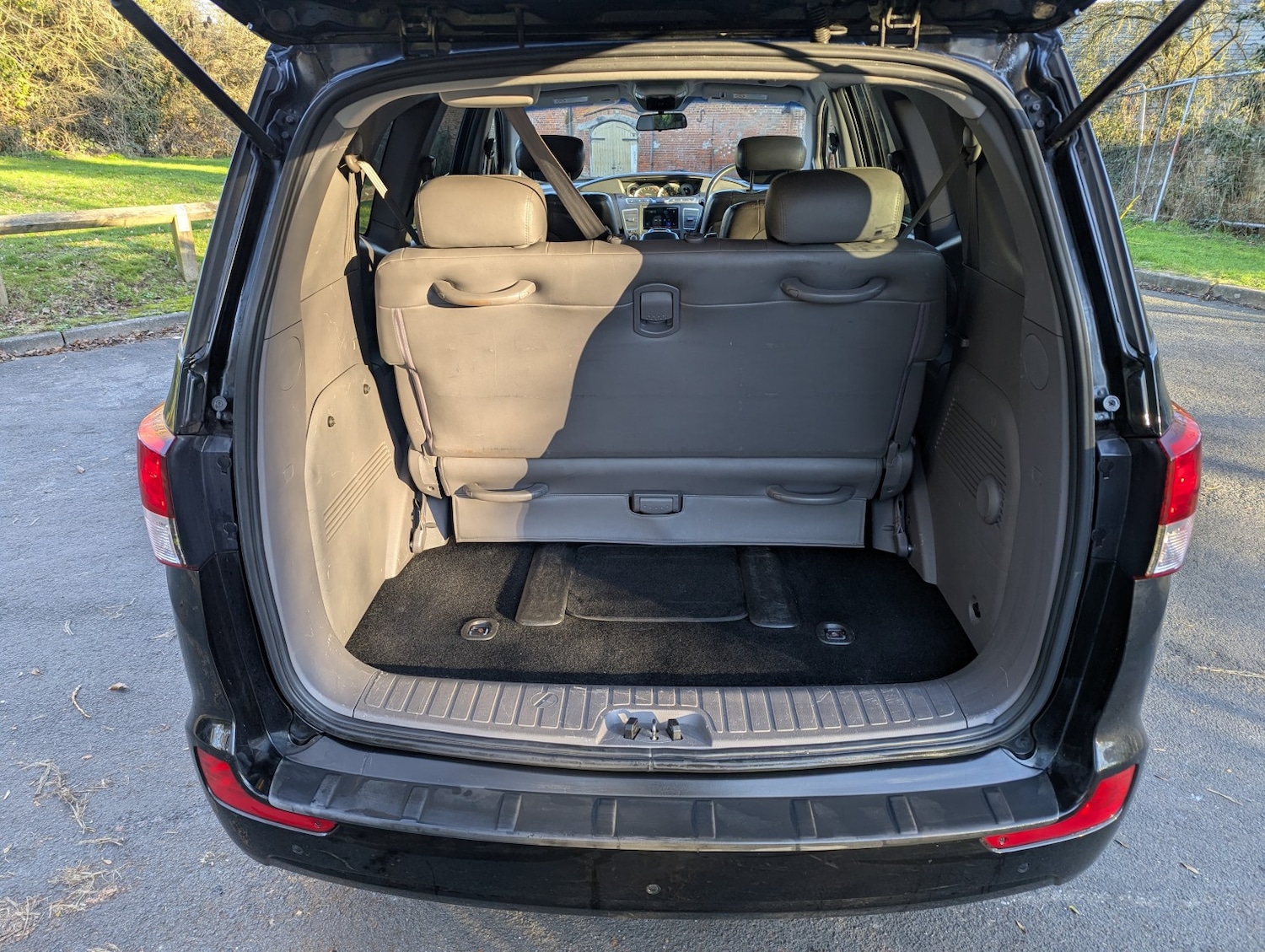 Used Ssangyong Turismo 2014 for sale - 77749934: Photo 44