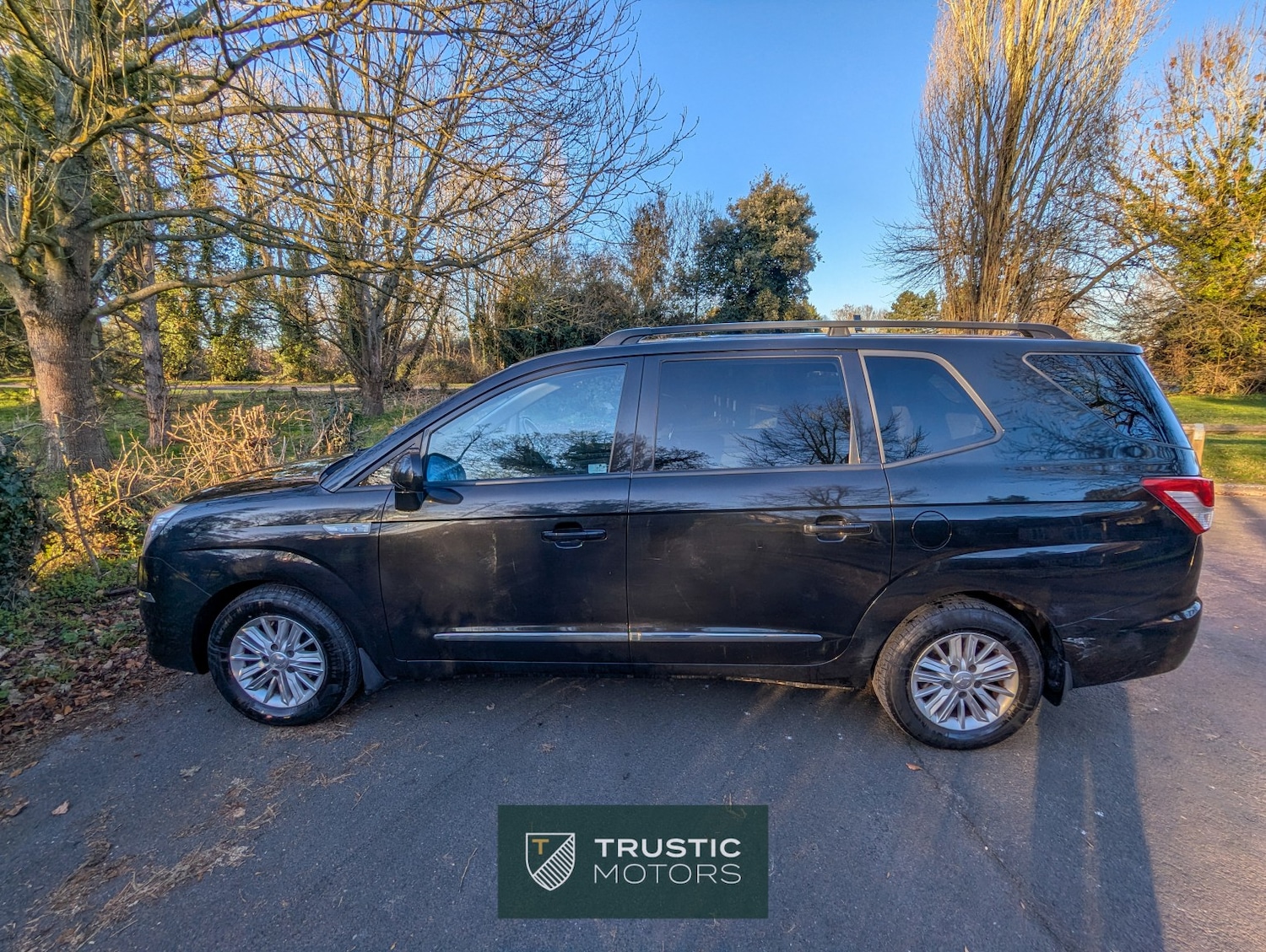 Used Ssangyong Turismo 2014 for sale - 77749934: Photo 8