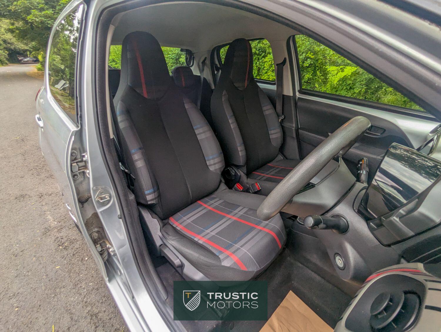 Used Peugeot 108 2014 for sale - 76687413: Photo 18