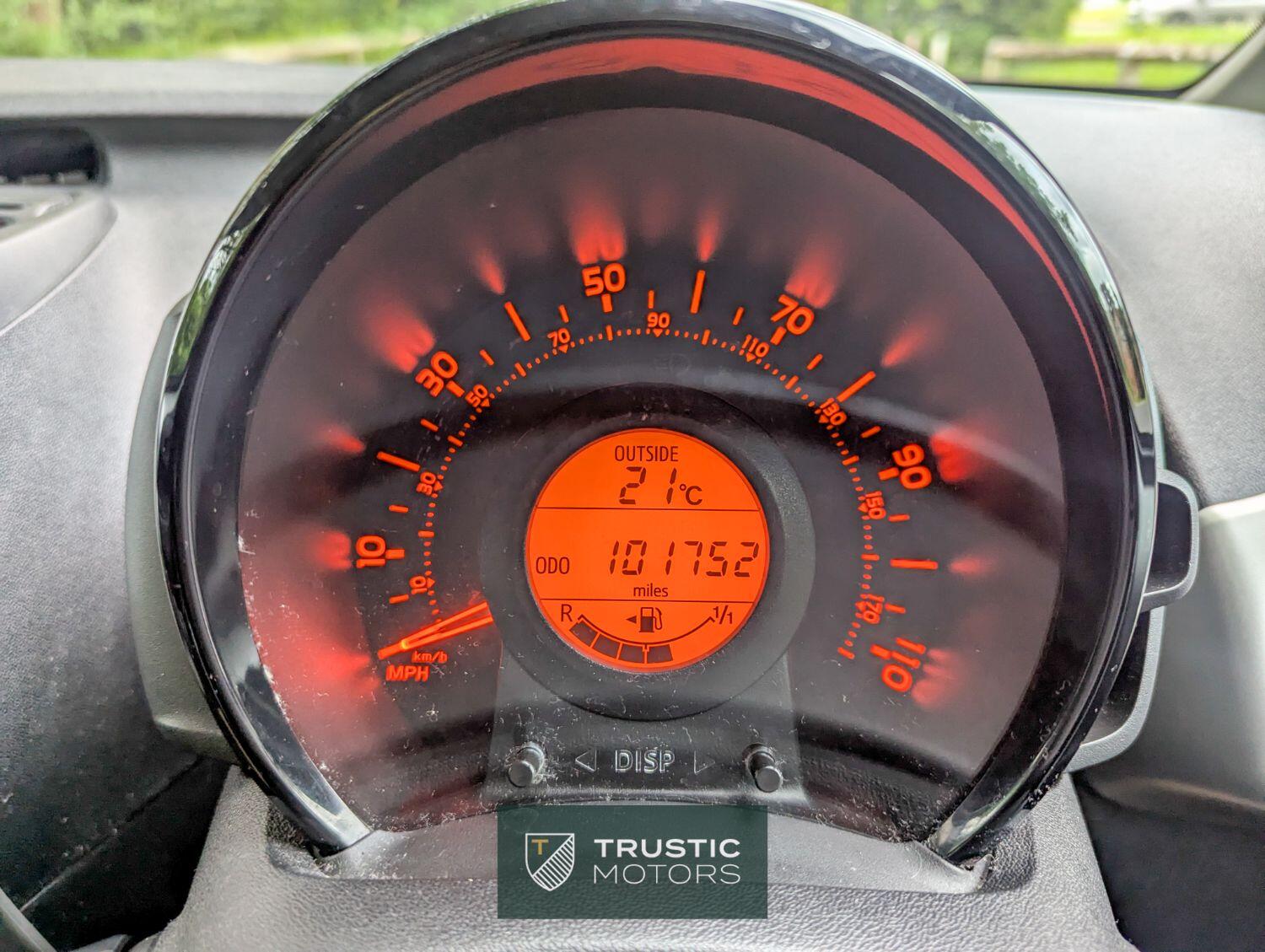 Used Peugeot 108 2014 for sale - 76687413: Photo 20