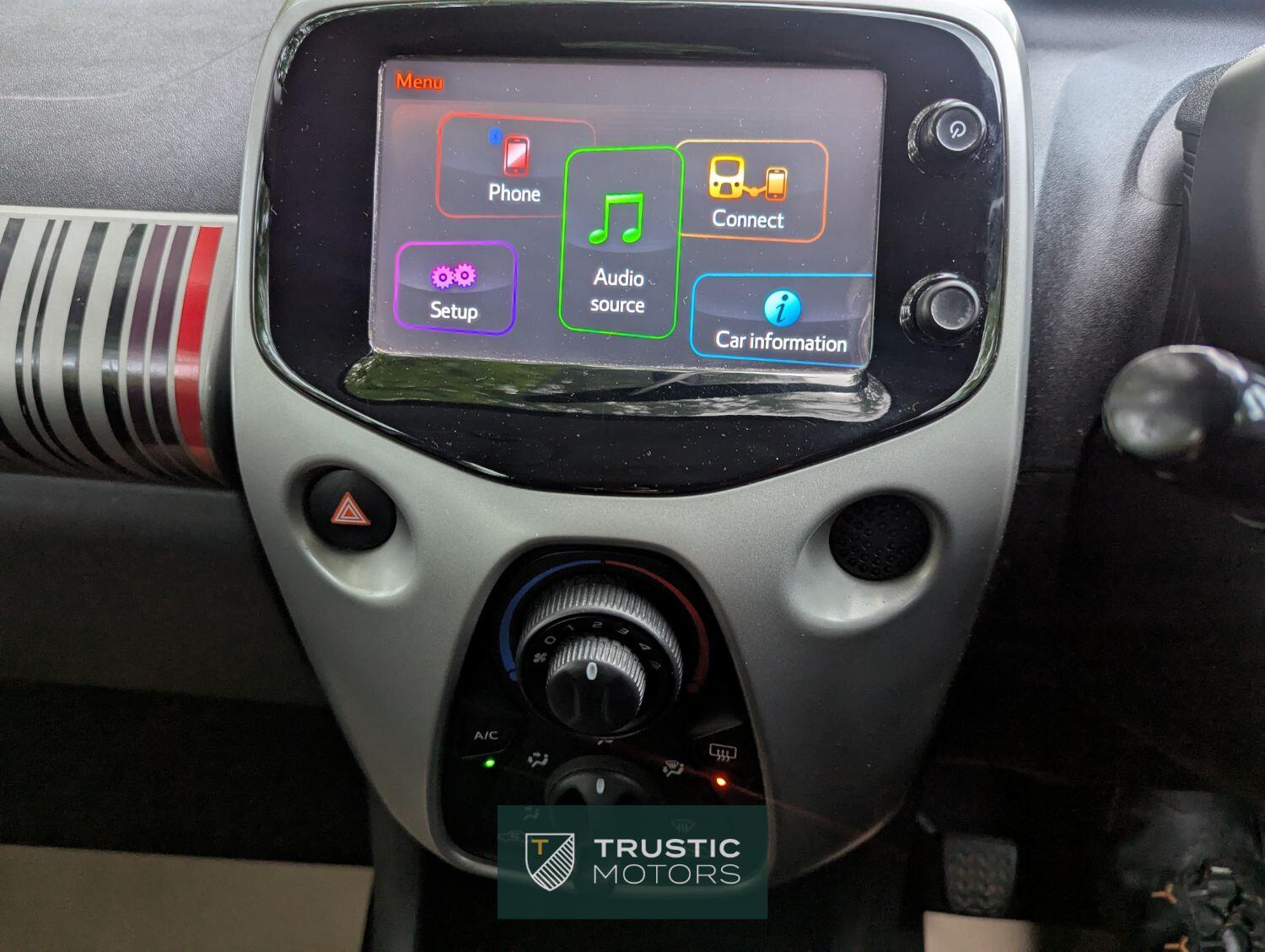 Used Peugeot 108 2014 for sale - 76793727: Photo 23