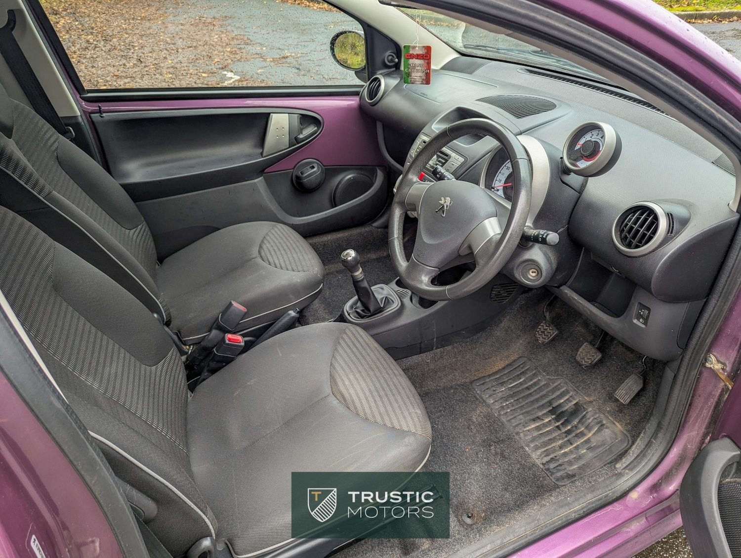 Used Peugeot 107 2014 for sale - 76793724: Photo 13