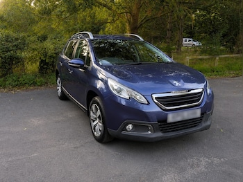Used Peugeot 2008 2015 for sale - 79347071: Photo