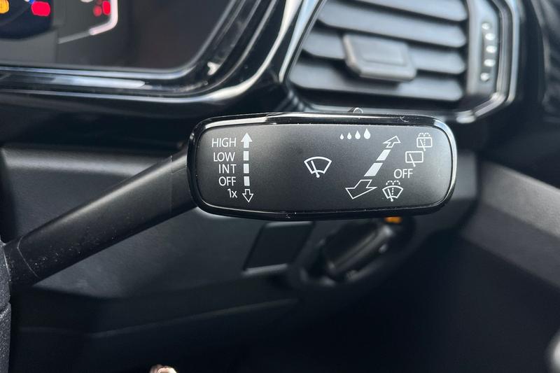 Used Volkswagen T-Cross 2023 for sale - 77493363: Photo 15