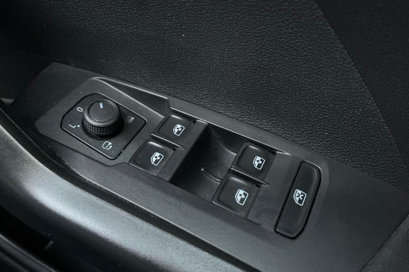 Used Volkswagen T-Cross 2023 for sale - 77493363: Photo 16