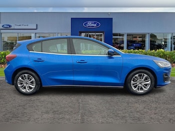 Used Ford Focus 2023 for sale - 76161919: Photo 3