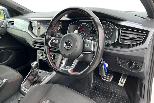 Used Volkswagen Polo 2018 for sale - 76322204: Photo 9