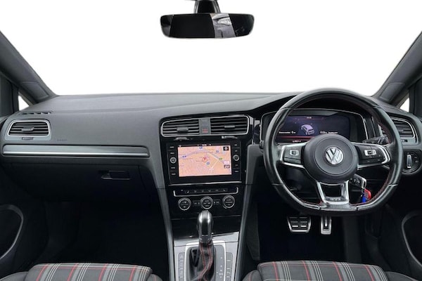 Used Volkswagen Golf 2017 for sale - 76308823: Photo 10