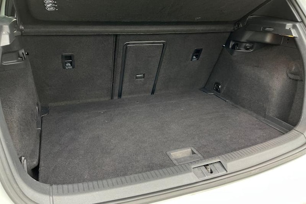 Used Volkswagen Golf 2017 for sale - 76308823: Photo 21