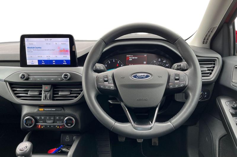 Used Ford Focus 2022 for sale - 76146597: Photo 11