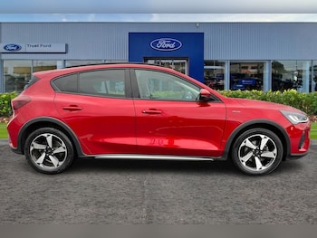 Used Ford Focus 2022 for sale - 76146597: Photo 3