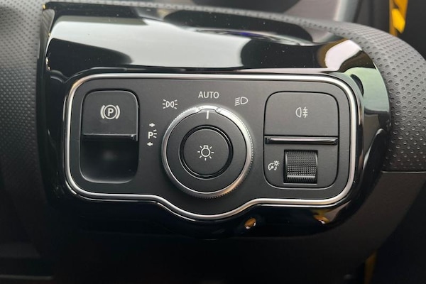 Used Mercedes-Benz A-Class 2021 for sale - 76271471: Photo 35