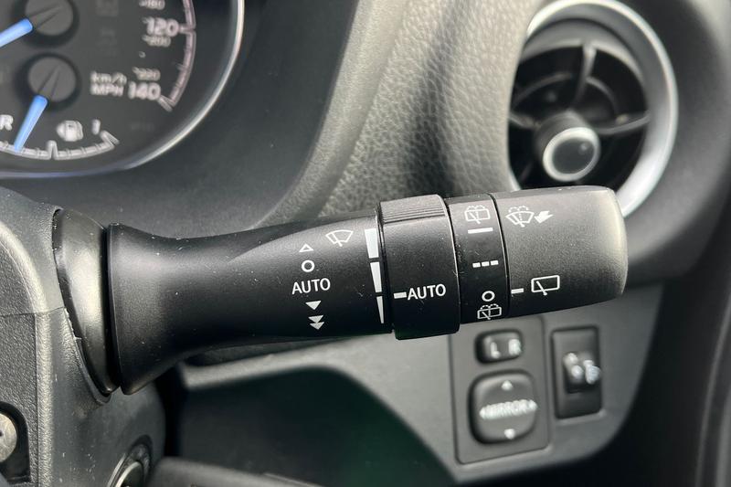 Used Toyota Yaris 2020 for sale - 78087911: Photo 15