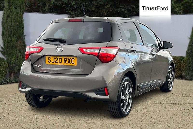 Used Toyota Yaris 2020 for sale - 78087911: Photo 4