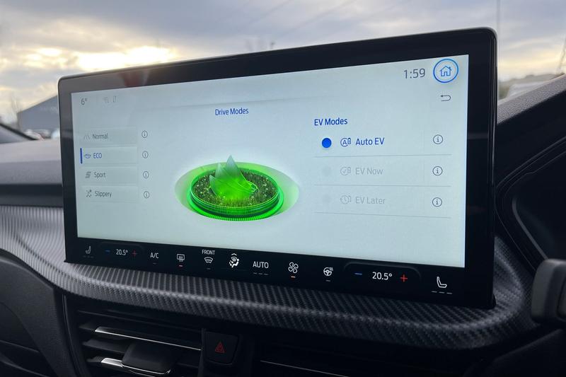 Used Ford Kuga 2025 for sale - 77274859: Photo 27