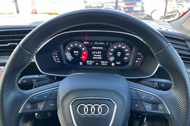 Used Audi Q3 2023 for sale - 76716379: Photo 12