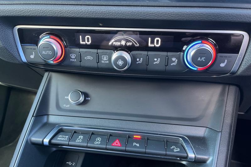 Used Audi Q3 2023 for sale - 76716379: Photo 35