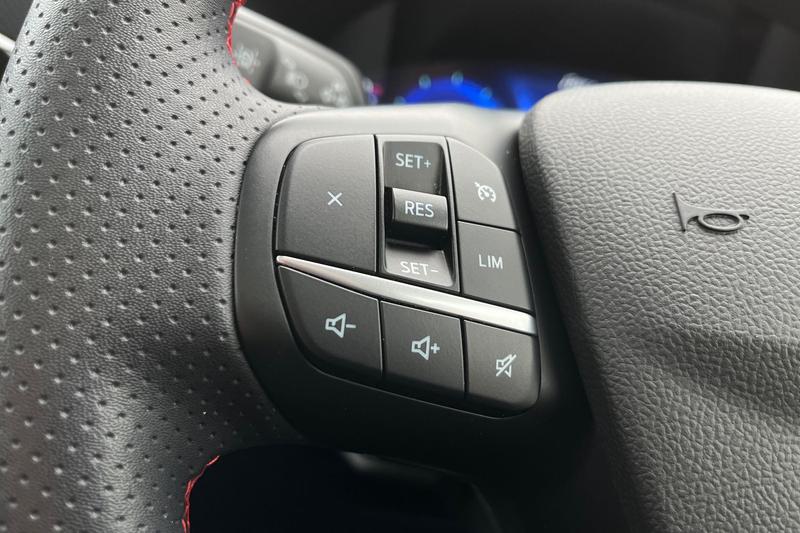 Used Ford Kuga 2022 for sale - 76131476: Photo 35