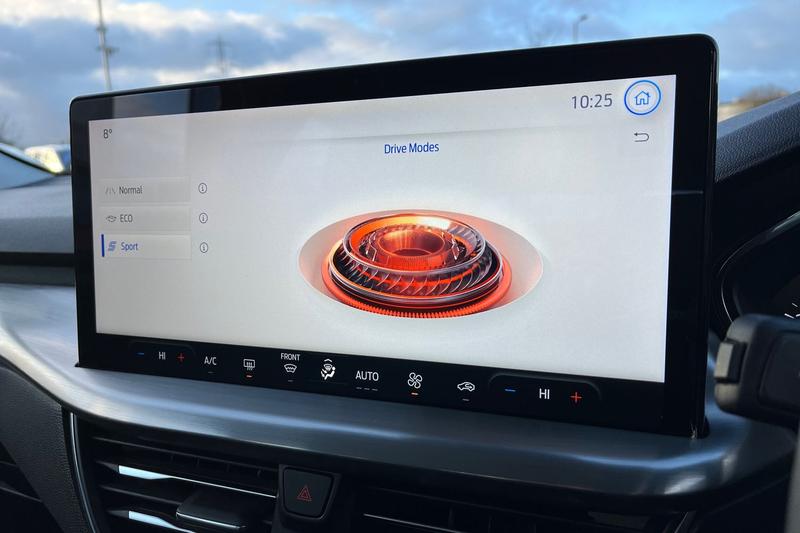 Used Ford Focus 2022 for sale - 76895336: Photo 26