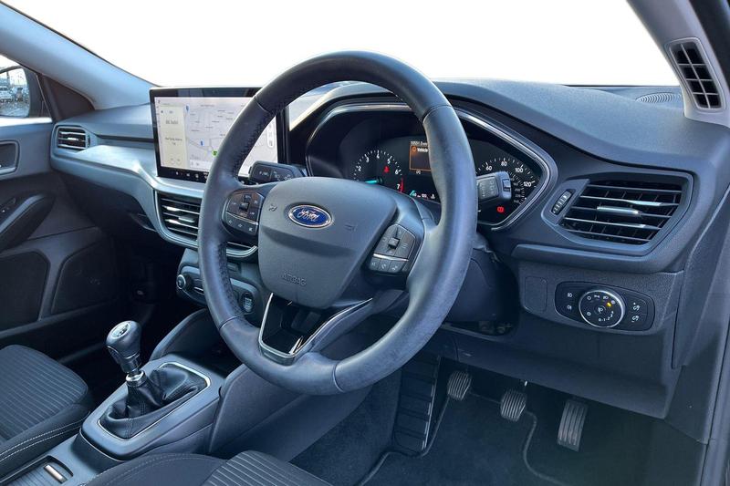 Used Ford Focus 2022 for sale - 76895336: Photo 9