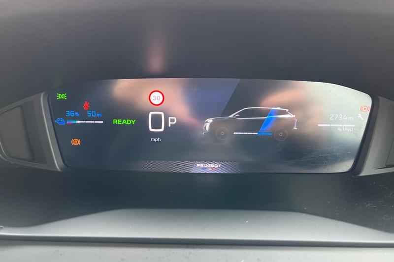 Used Peugeot E-2008 2024 for sale - 76131458: Photo 13