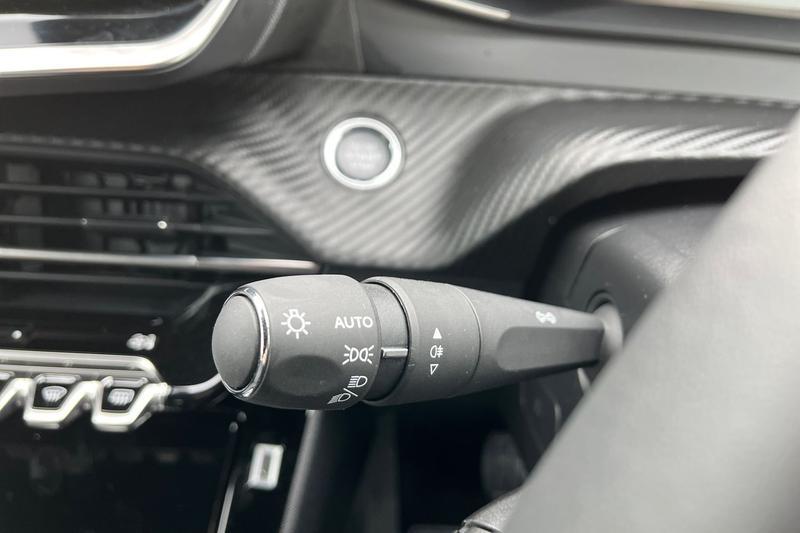 Used Peugeot E-2008 2024 for sale - 76131458: Photo 14