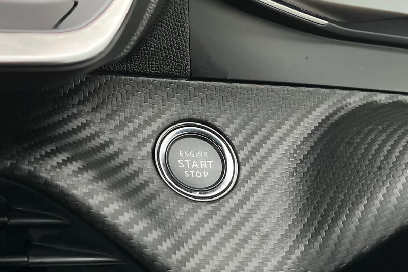 Used Peugeot E-2008 2024 for sale - 76131458: Photo 28