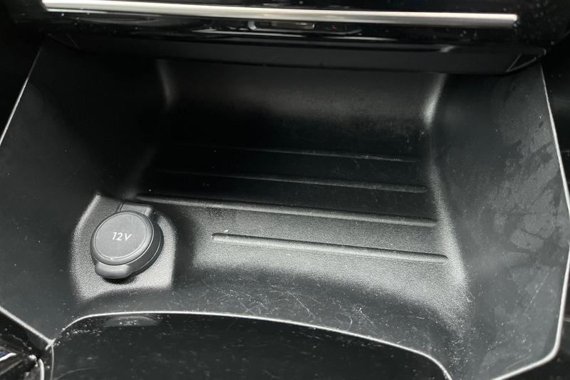 Used Peugeot E-2008 2024 for sale - 76131458: Photo 31