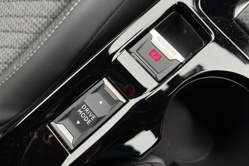 Used Peugeot E-2008 2024 for sale - 76131458: Photo 33