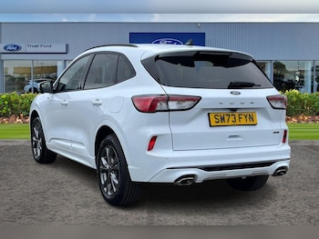Used Ford Kuga 2023 for sale - 76241163: Photo 2