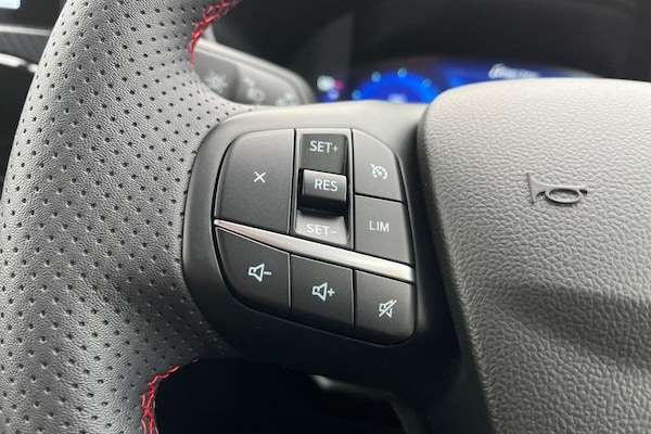 Used Ford Kuga 2023 for sale - 76241163: Photo 35