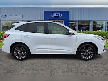 Used Ford Kuga 2023 for sale - 76241163: Photo 3