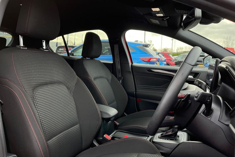 Used Ford Focus 2023 for sale - 78067611: Photo 17