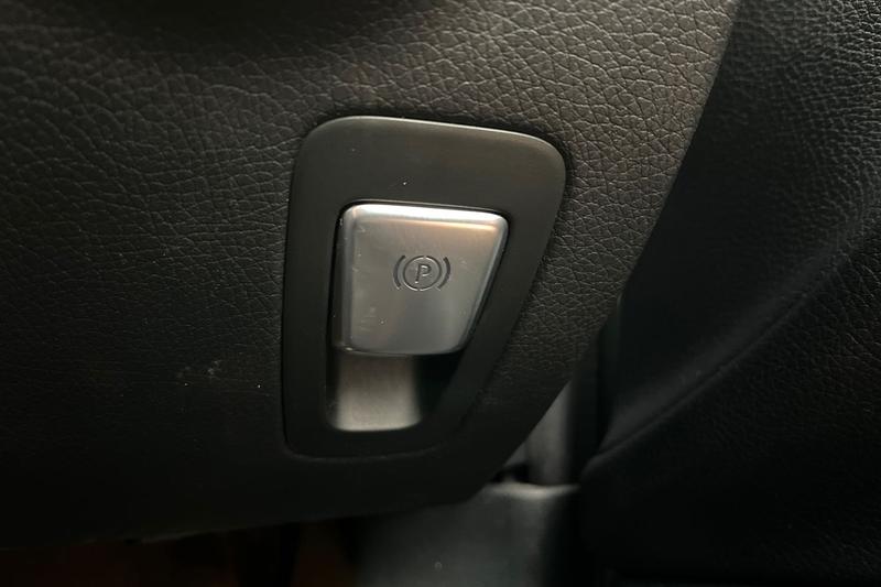 Used Mercedes-Benz C Class 2017 for sale - 76971878: Photo 34