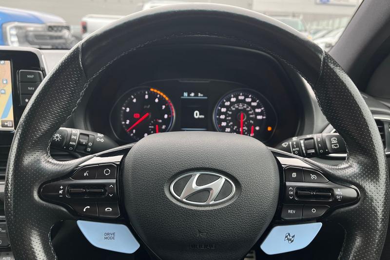 Used Hyundai i30 2017 for sale - 76767108: Photo 12