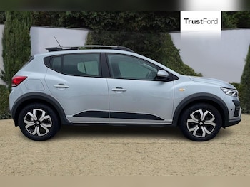 Used Dacia Sandero Stepway 2022 for sale - 76984775: Photo