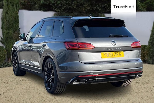 Used Volkswagen Touareg 2021 for sale - 76222557: Photo 2