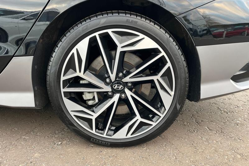 Used Hyundai IONIQ 6 2025 for sale - 76616221: Photo 8