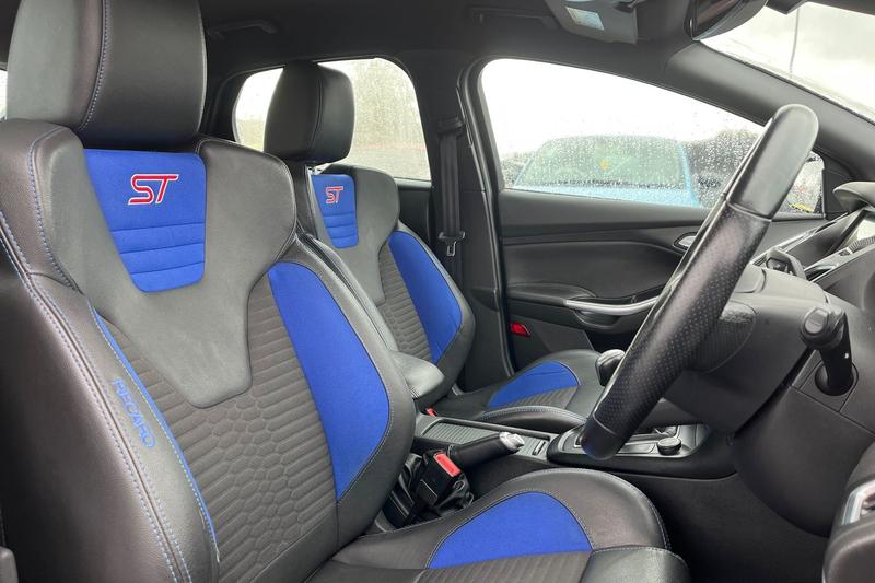 Used Ford Focus 2017 for sale - 76131509: Photo 17
