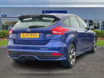 Used Ford Focus 2017 for sale - 76131509: Photo 4