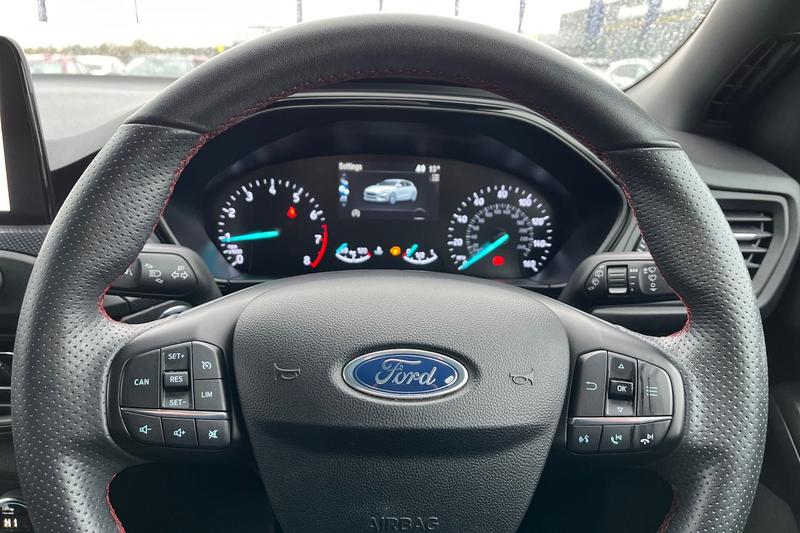 Used Ford Focus 2019 for sale - 76480461: Photo 12