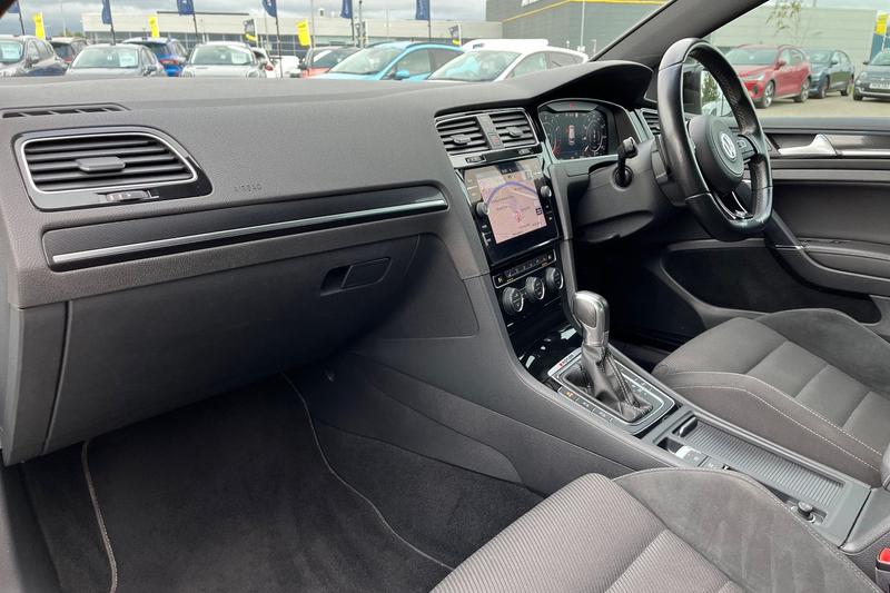Used Volkswagen Golf 2019 for sale - 76123793: Photo 18