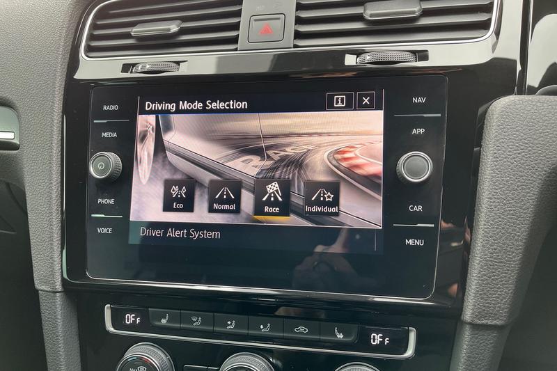 Used Volkswagen Golf 2019 for sale - 76123793: Photo 28