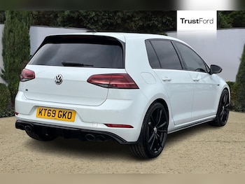 Used Volkswagen Golf 2019 for sale - 76123793: Photo