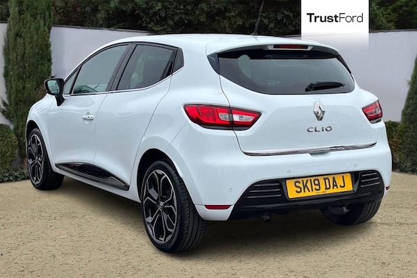 Used Renault Clio 2019 for sale - 76290294: Photo 2