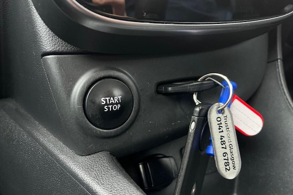 Used Renault Clio 2019 for sale - 76290294: Photo 30