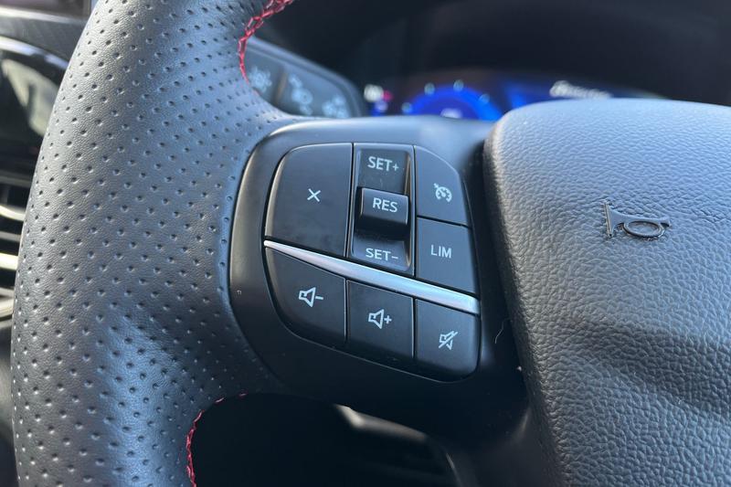 Used Ford Kuga 2021 for sale - 78067609: Photo 35