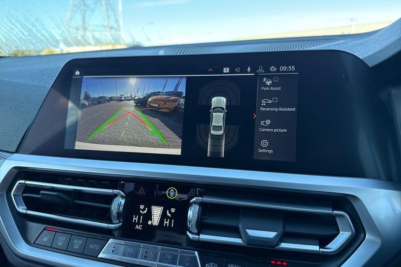 Used BMW 3 Series 2019 for sale - 76028210: Photo 24