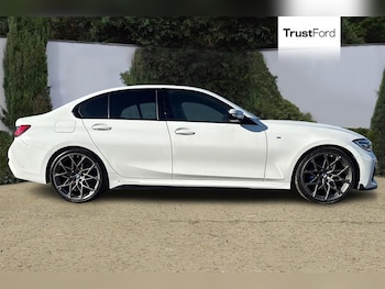 Used BMW 3 Series 2019 for sale - 76028210: Photo 3